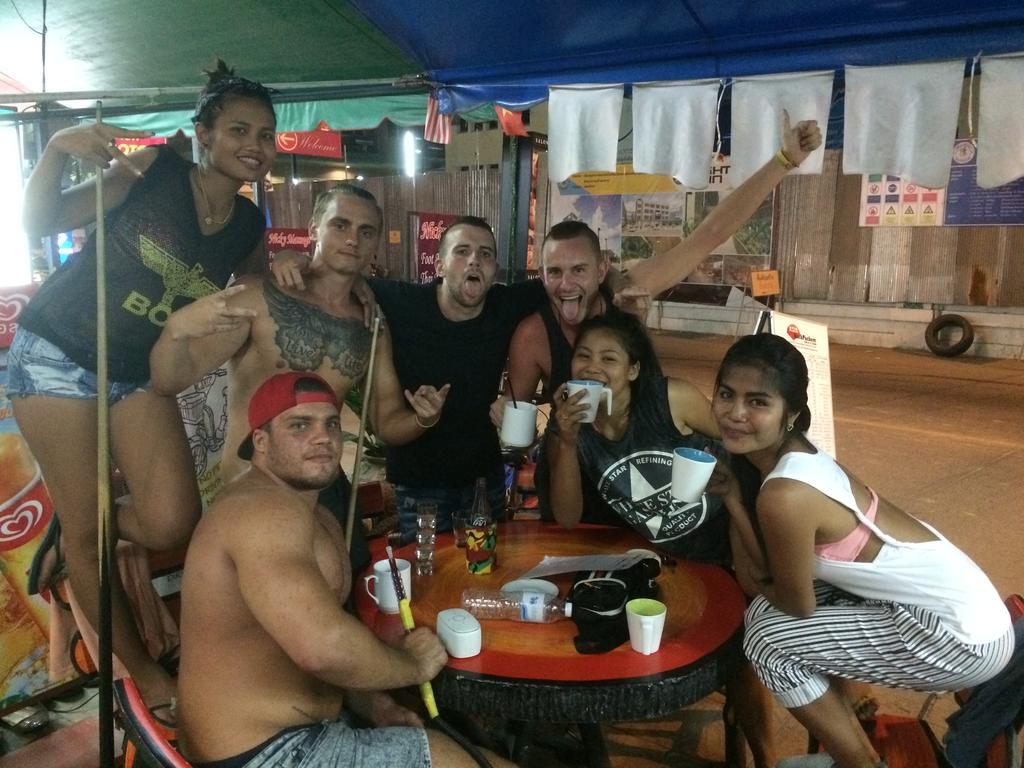 Asia Backpackers 芭達亞 外观 照片
